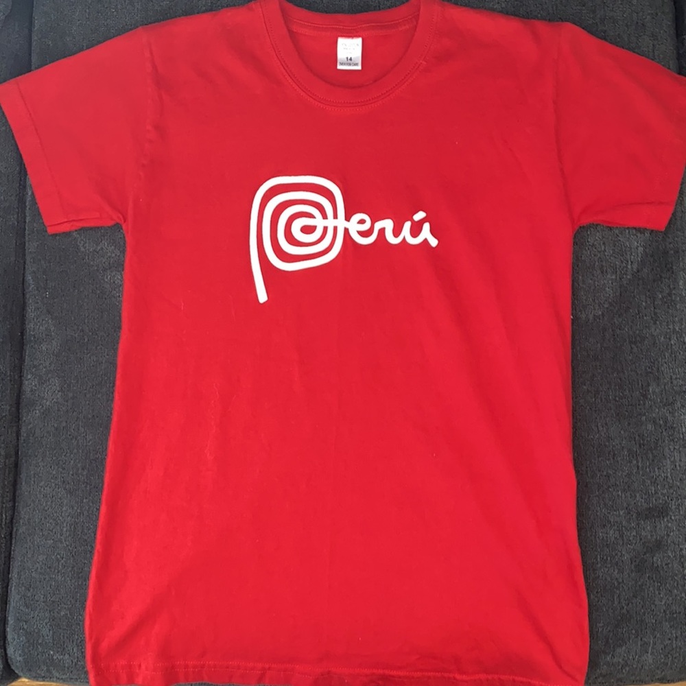 100% cotton graphic T-shirt